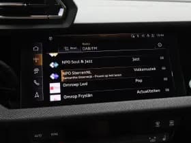 Audi A3 Sportback 40 TFSI e 204 Pk Automaat S-Line thumbnail 31