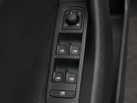 Škoda Kamiq Monte Carlo 1.0 TSI 115 PK thumbnail 19