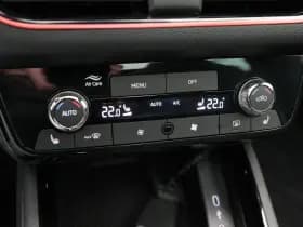 Škoda Kamiq Monte Carlo 1.0 TSI 115 PK thumbnail 27