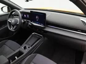 Volkswagen T-Roc Style First Edition 1.5 eTSI 116 PK thumbnail 37