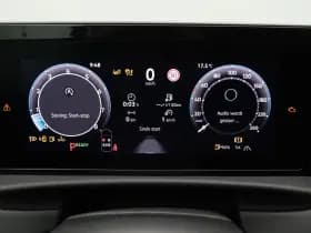 Volkswagen T-Roc Style First Edition 1.5 eTSI 150 PK thumbnail 22