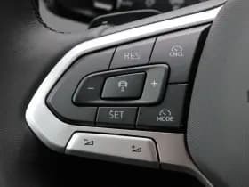 Volkswagen T-Roc Life First Edition 1.5 eTSI 150 PK thumbnail 21