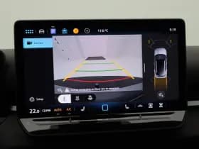 Volkswagen T-Roc Life First Edition 1.5 eTSI 150 PK thumbnail 28