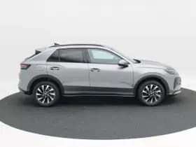 Volkswagen T-Roc Life First Edition 1.5 eTSI 150 PK thumbnail 6