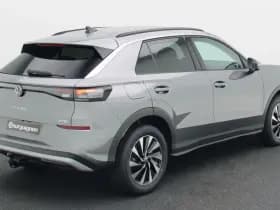 Volkswagen T-Roc Life First Edition 1.5 eTSI 116 PK thumbnail 2