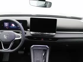 Volkswagen T-Roc Life First Edition 1.5 eTSI 116 PK thumbnail 32