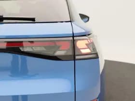 Volkswagen T-Roc R-Line First Edition 1.5 eTSI 150 PK thumbnail 13