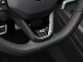 Volkswagen T-Roc R-Line First Edition 1.5 150 PK thumbnail 24