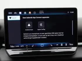 Volkswagen T-Roc R-Line First Edition 1.5 150 PK thumbnail 31