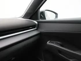 Volkswagen T-Roc R-Line First Edition 1.5 150 PK thumbnail 35