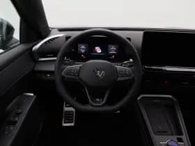 Volkswagen T-Roc R-Line First Edition 1.5 150 PK thumbnail 39