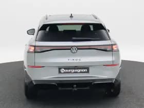 Volkswagen T-Roc R-Line First Edition 1.5 150 PK thumbnail 5