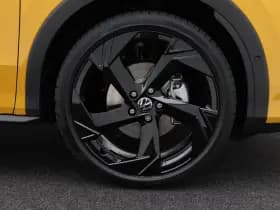 Volkswagen T-Roc R-Line First Edition 1.5 eTSI 150 PK thumbnail 12