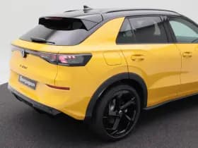 Volkswagen T-Roc R-Line First Edition 1.5 eTSI 150 PK thumbnail 15