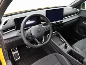 Volkswagen T-Roc R-Line First Edition 1.5 eTSI 150 PK thumbnail 3