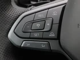 Volkswagen T-Roc R-Line First Edition 1.5 eTSI 150 PK thumbnail 23