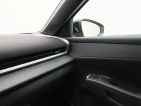 Volkswagen T-Roc R-Line First Edition 1.5 eTSI 150 PK thumbnail 31