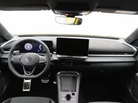 Volkswagen T-Roc R-Line First Edition 1.5 eTSI 150 PK thumbnail 35