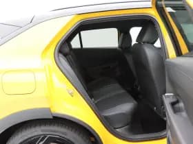 Volkswagen T-Roc R-Line First Edition 1.5 eTSI 150 PK thumbnail 37