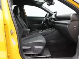 Volkswagen T-Roc R-Line First Edition 1.5 eTSI 150 PK thumbnail 39