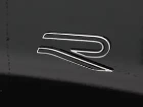 Volkswagen T-Roc R-Line First Edition 1.5 eTSI 150 PK thumbnail 11