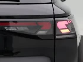 Volkswagen T-Roc R-Line First Edition 1.5 eTSI 150 PK thumbnail 13