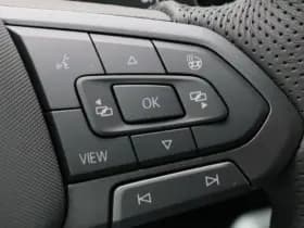 Volkswagen T-Roc R-Line First Edition 1.5 eTSI 150 PK thumbnail 24