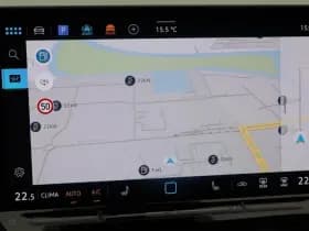 Volkswagen T-Roc R-Line First Edition 1.5 eTSI 150 PK thumbnail 27