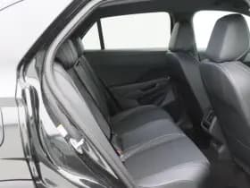 Volkswagen T-Roc R-Line First Edition 1.5 eTSI 150 PK thumbnail 38