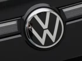 Volkswagen T-Roc R-Line First Edition 1.5 eTSI 150 PK thumbnail 9