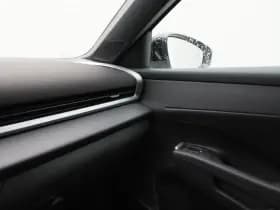 Volkswagen T-Roc R-Line First Edition 1.5 eTSI 150 PK thumbnail 30