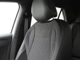 Volkswagen T-Roc R-Line First Edition 1.5 eTSI 150 PK thumbnail 32