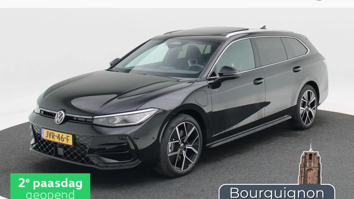 Volkswagen Passat R-Line Edition 1.5 eHybrid 204 PK — foto 1