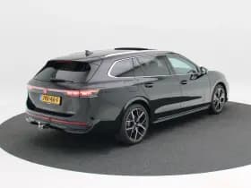 Volkswagen Passat R-Line Edition 1.5 eHybrid 204 PK thumbnail 2