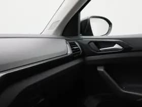 Volkswagen T-Cross Life Edition 1.0 TSI 116 pk thumbnail 31