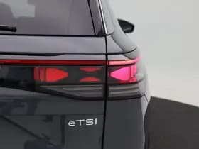 Volkswagen Tayron R-Line-Edition 1.5 eTSI 150 pk thumbnail 13