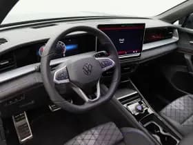 Volkswagen Tayron R-Line-Edition 1.5 eTSI 150 pk thumbnail 3