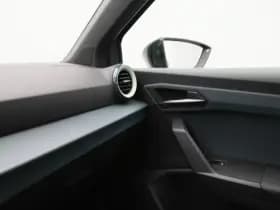 SEAT Arona Style Business Connect 1.0 TSI 115 PK thumbnail 28