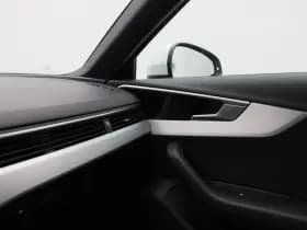 Audi A4 Limousine 35 TFSi S-Line Competition 150 Pk Automaat thumbnail 35