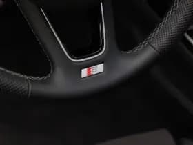 Audi A4 Limousine 35 TFSi S-Line Competition 150 Pk Automaat thumbnail 38