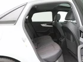 Audi A4 Limousine 35 TFSi S-Line Competition 150 Pk Automaat thumbnail 41