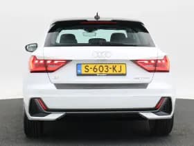 Audi A1 Sportback 25 TFSi S edition thumbnail 5