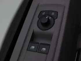 Volkswagen Bedrijfswagens E-Transporter Life L1 218 pk thumbnail 18