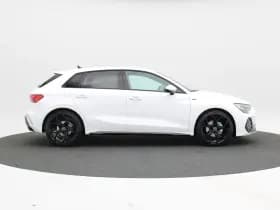 Audi A3 Sportback 30 TFSI S edition thumbnail 6