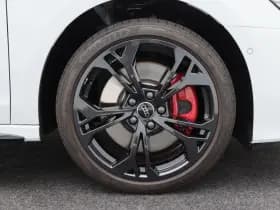 Audi A3 Sportback 45 TFSi e 272 Pk S-Line Competition thumbnail 14