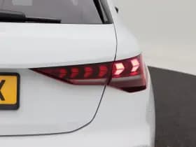 Audi A3 Sportback 45 TFSi e 272 Pk S-Line Competition thumbnail 15