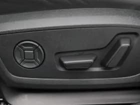 Audi A3 Sportback 45 TFSi e 272 Pk S-Line Competition thumbnail 22