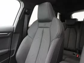 Audi A3 Sportback 45 TFSi e 272 Pk S-Line Competition thumbnail 37