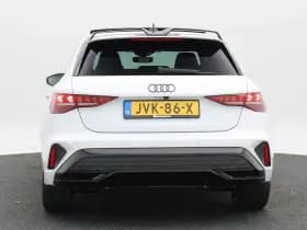 Audi A3 Sportback 45 TFSi e 272 Pk S-Line Competition thumbnail 6