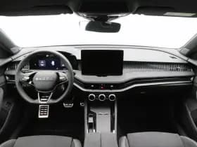 Škoda Superb thumbnail 32